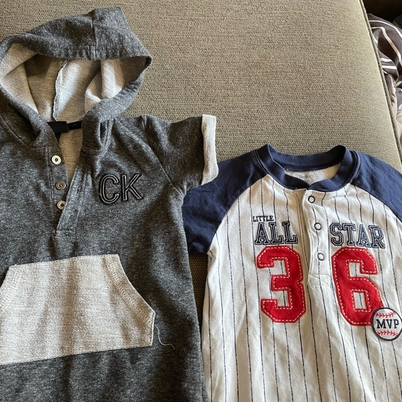 Bundle Calvin Klein & Carter’s 18M Toddler Baby Boy Kids Bodysuit Top Shorts EUC - Picture 2 of 8